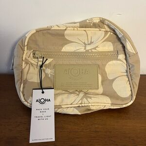 Keep it light hip pack